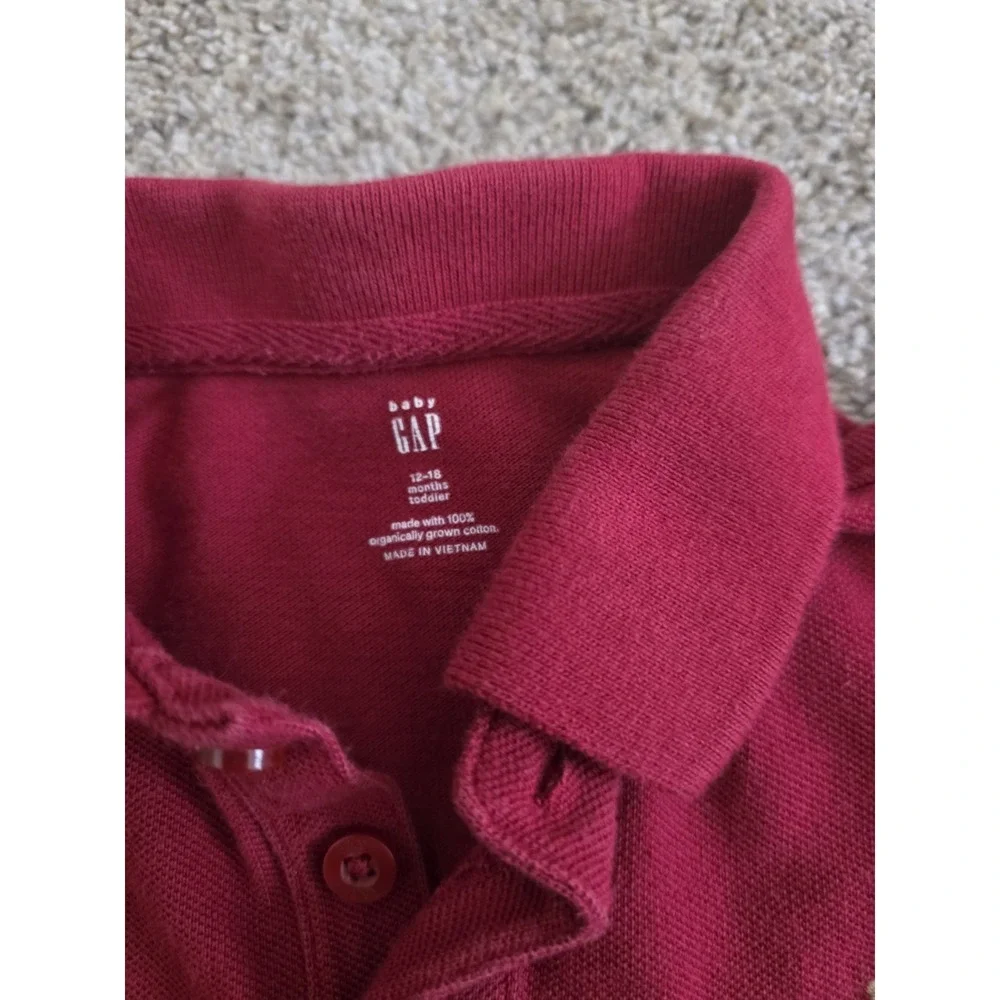 Baby Gap Short Sleeve Shirt Toddler Unisex Size 12-18 months Red Solid